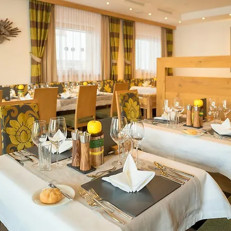 Alpinhotel Monte Superior - Silvretta Card Premium Betrieb 3* Galtuer