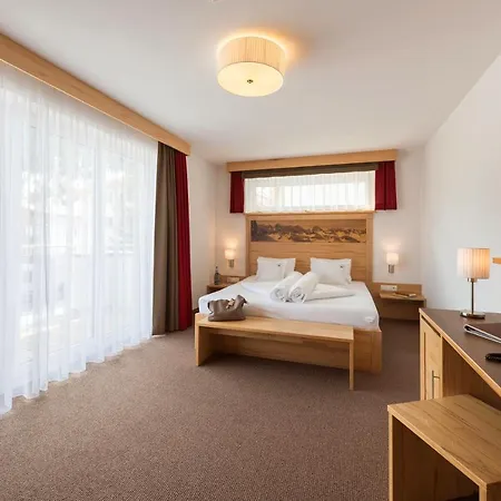 Alpinhotel Monte Superior - Silvretta Card Premium Betrieb 3*