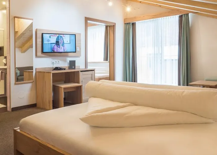 Hotell Alpinhotel Monte Superior - Silvretta Card Premium Betrieb 3*