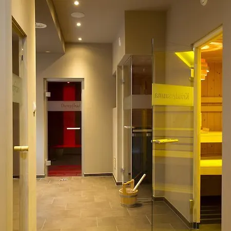 מלון Alpinhotel Monte Superior - Silvretta Card Premium Betrieb 3*