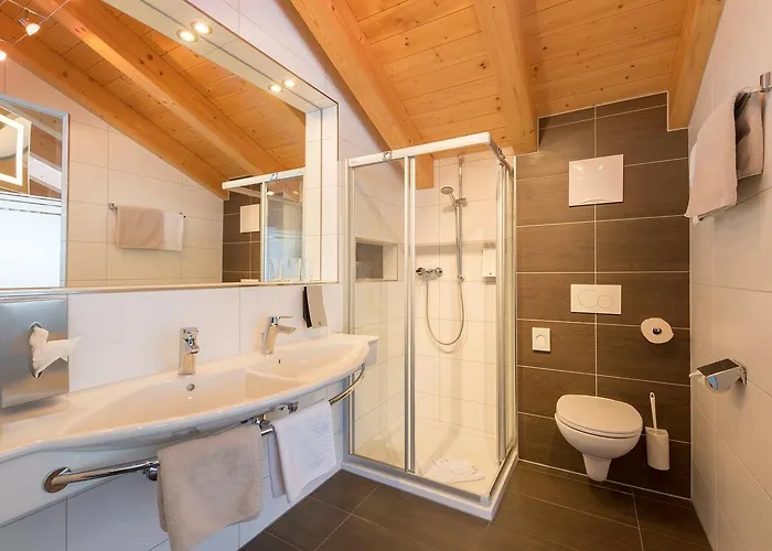 Alpinhotel Monte Superior - Silvretta Card Premium Betrieb 3*