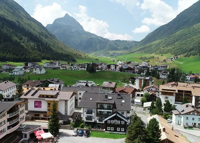 Hotel Alpinhotel Monte Superior - Silvretta Card Premium Betrieb 3*