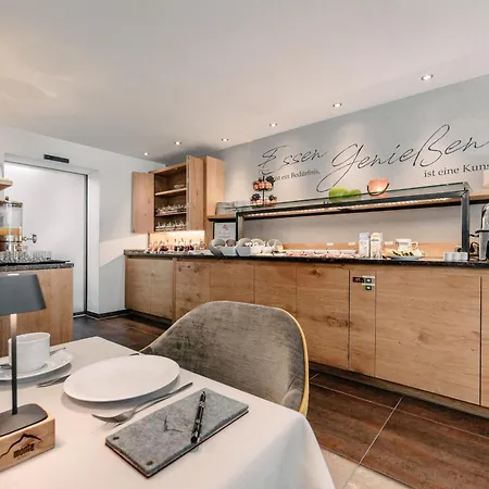 Alpinhotel Monte Superior - Silvretta Card Premium Betrieb Hotel 3*