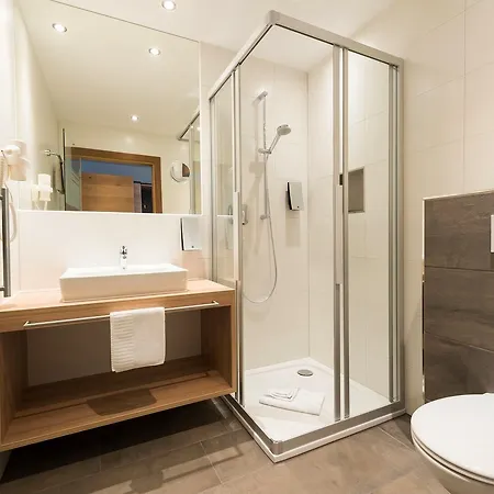 Alpinhotel Monte Superior - Silvretta Card Premium Betrieb Hotel 3*