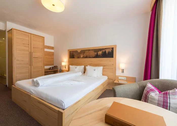 Alpinhotel Monte Superior - Silvretta Card Premium Betrieb 3*